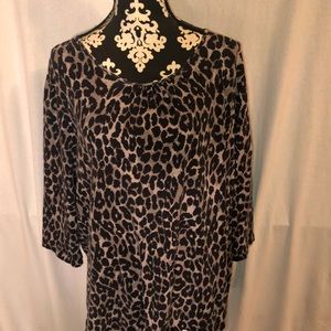 d&co Leopard Print Top✨